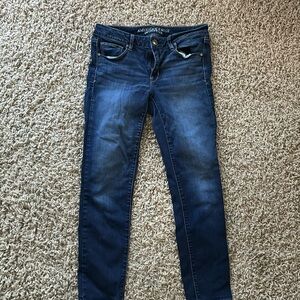 American Eagle super stretch skinny jeans size 8